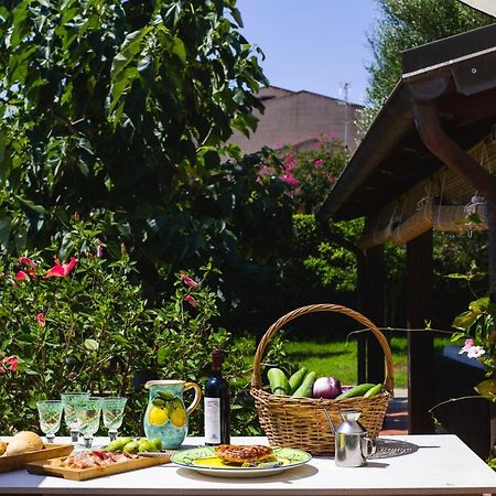 Villa Patrizia Стинтино Экстерьер фото