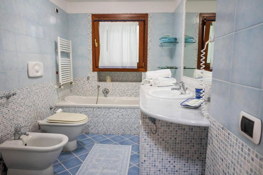 Villa Patrizia Стинтино Экстерьер фото